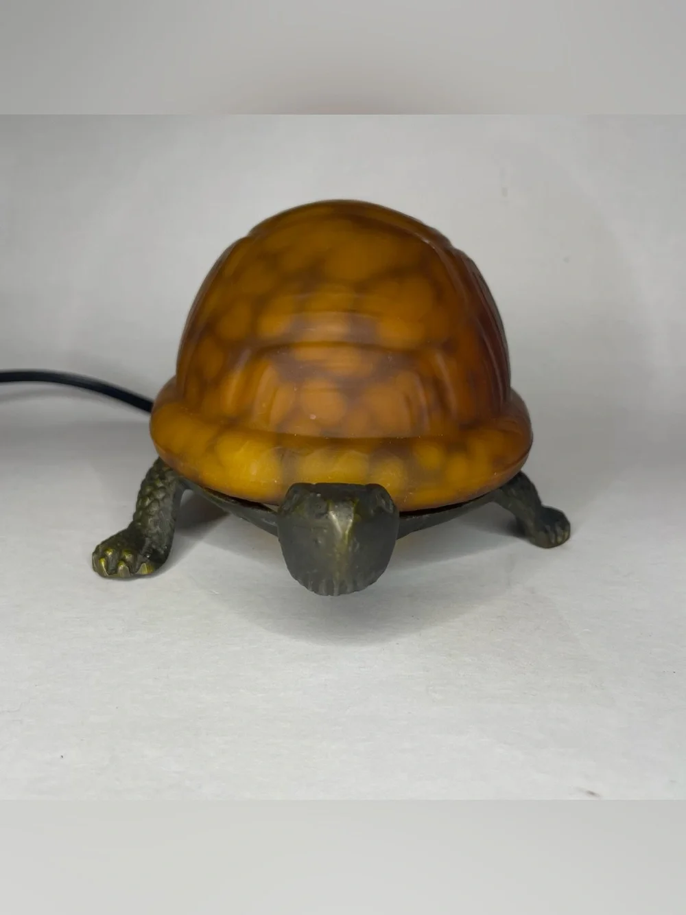 VTG Amber Mottled Tiffany Style Glass & Brass Turtle Table Accent/Night Light 8" - Picture 3 of 10